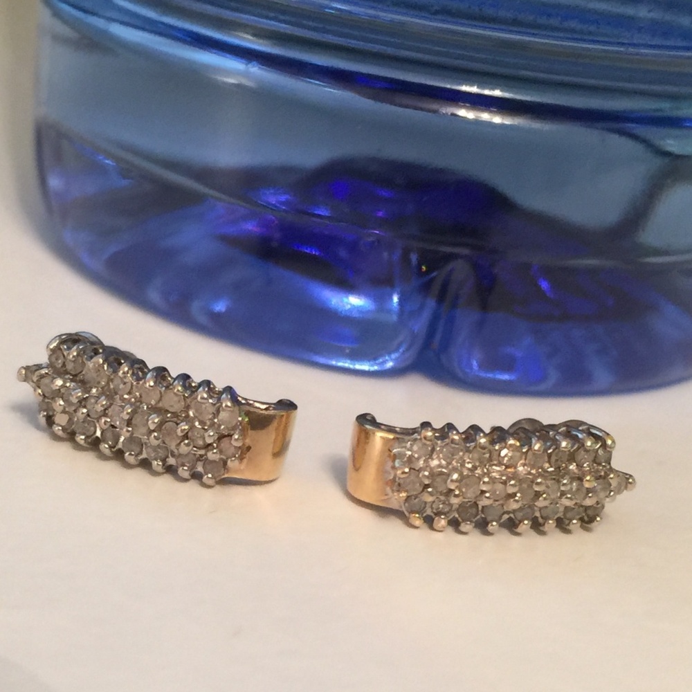 DIAMOND & GOLD EARRINGS